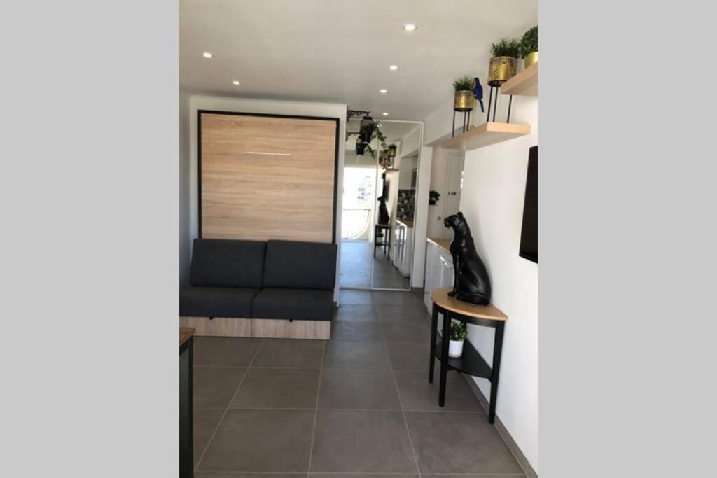 Appartement Vue Mer Et Port, Refait A Neuf Pour Vous ! Climatise La Grande Motte Bagian luar foto